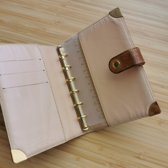 RARE AUTHENTIC LOUIS VUITTON MULTI COLOR PM AGENDA - Picture 7 of 11